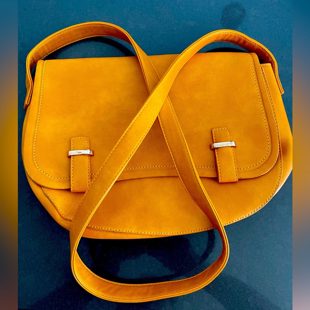 NWOT JOE BOXER CROSSBODY SATCHEL BAG. Mustard Yellow/Orange. Inside zipper!